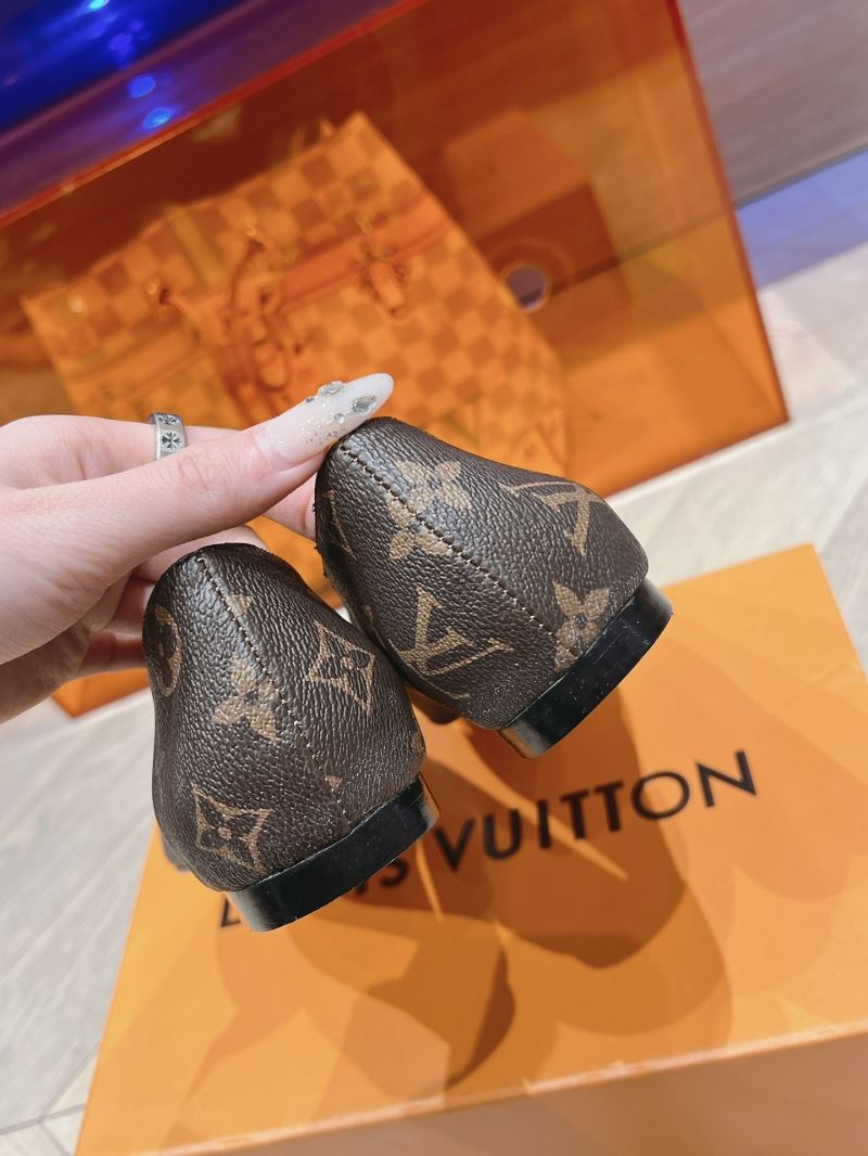 Louis Vuitton Flat Shoes